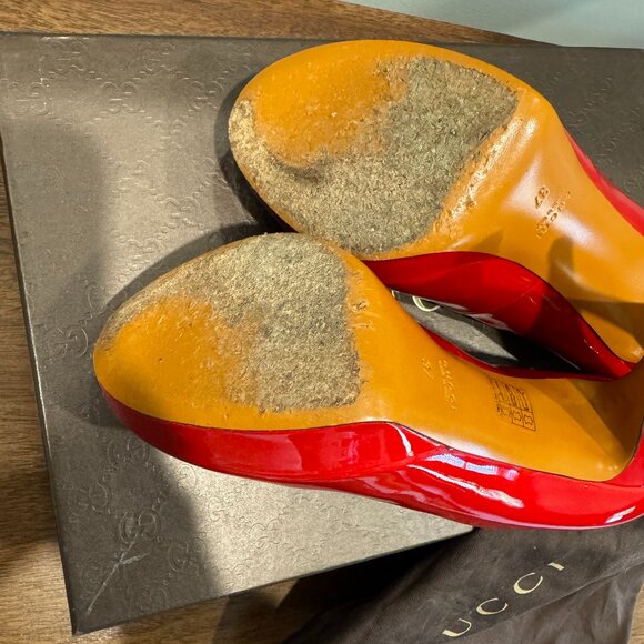 Gucci Red Vernice Crystal Tabasco Platform Heels - Picture 6 of 7